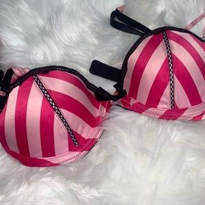 Signature VS Striped Bra